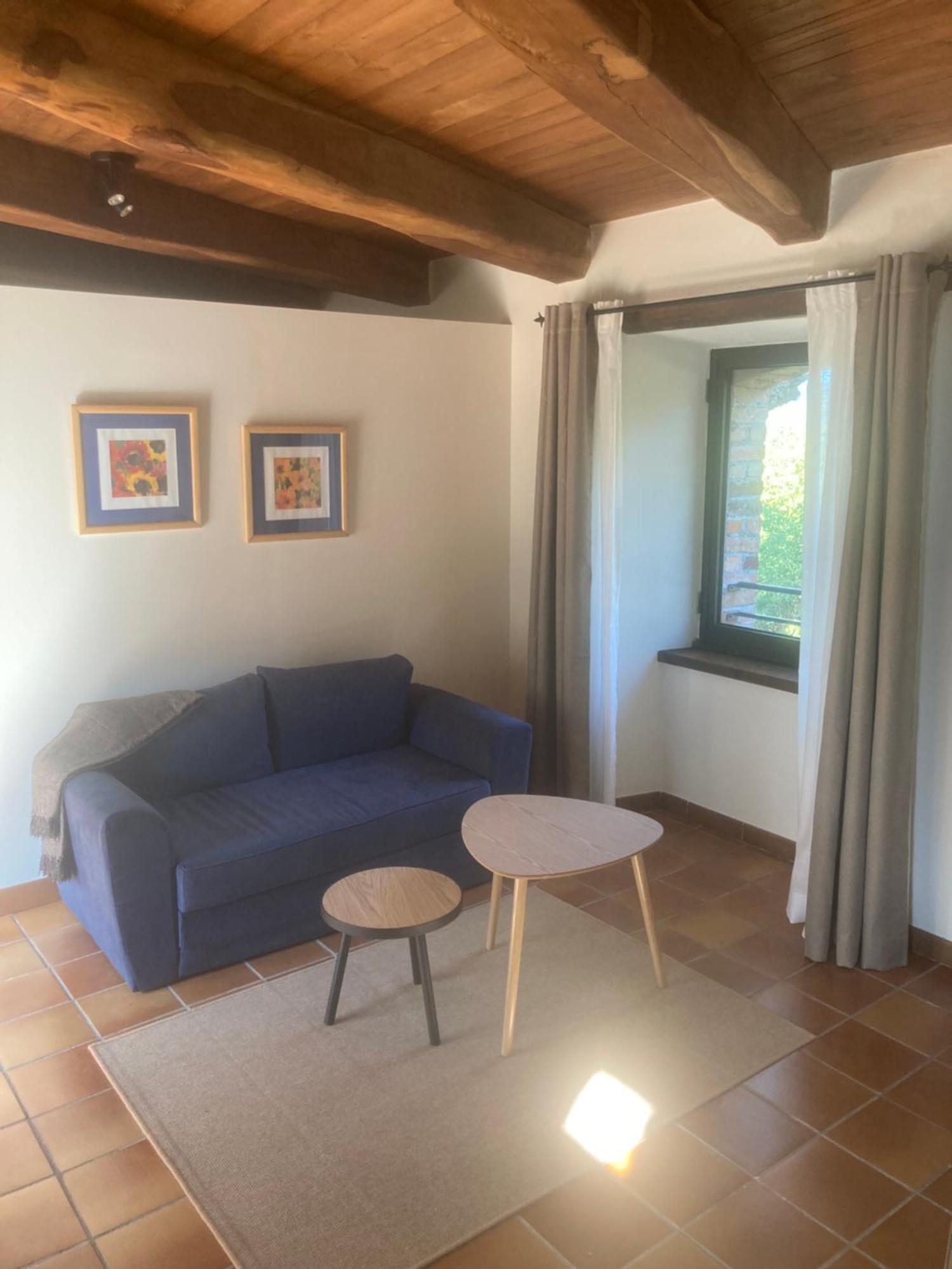Les Terres Aoyama Hotel Saint Julien Les Rosiers Luaran gambar