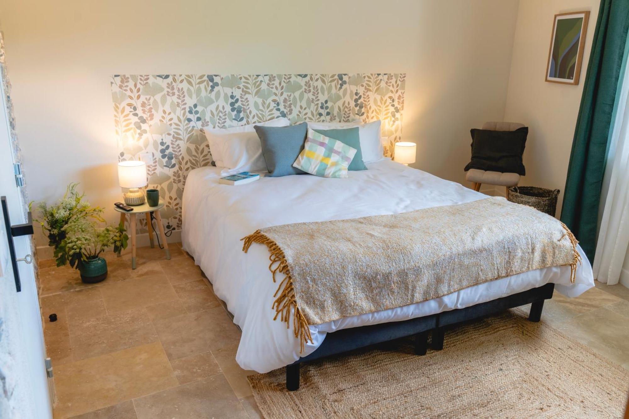 Les Terres Aoyama Hotel Saint Julien Les Rosiers Luaran gambar